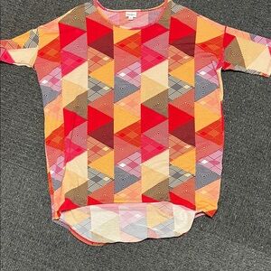 Geometric Triangle Print Top in Red, Orange, Pink